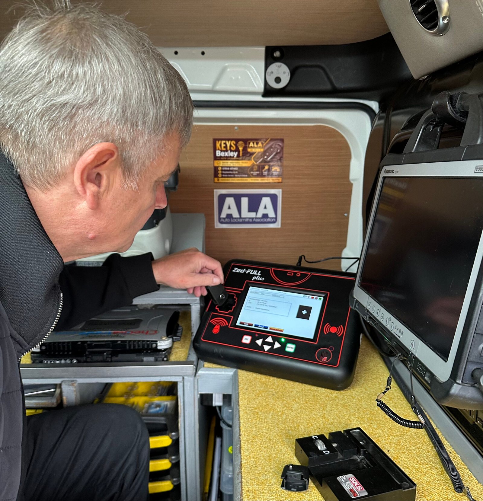 Terry carrying out car key programming in Bexley